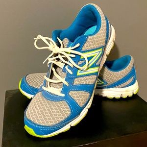New Balance “cross training” sneakers neon & blue